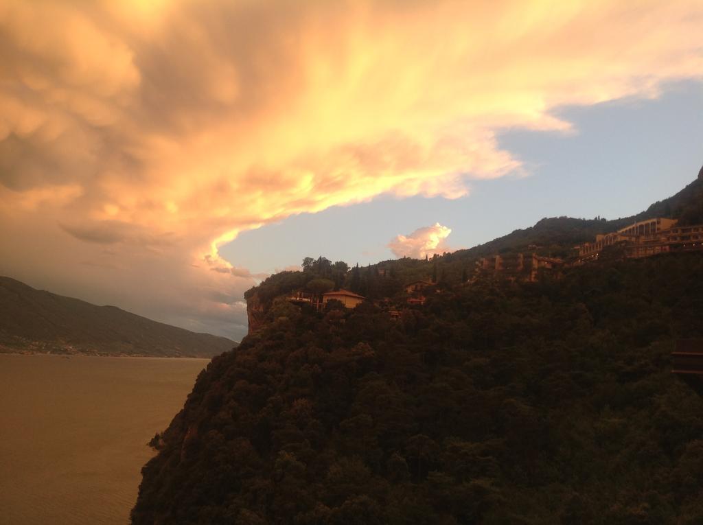 Casa Bine Villa Tremosine Oda fotoğraf